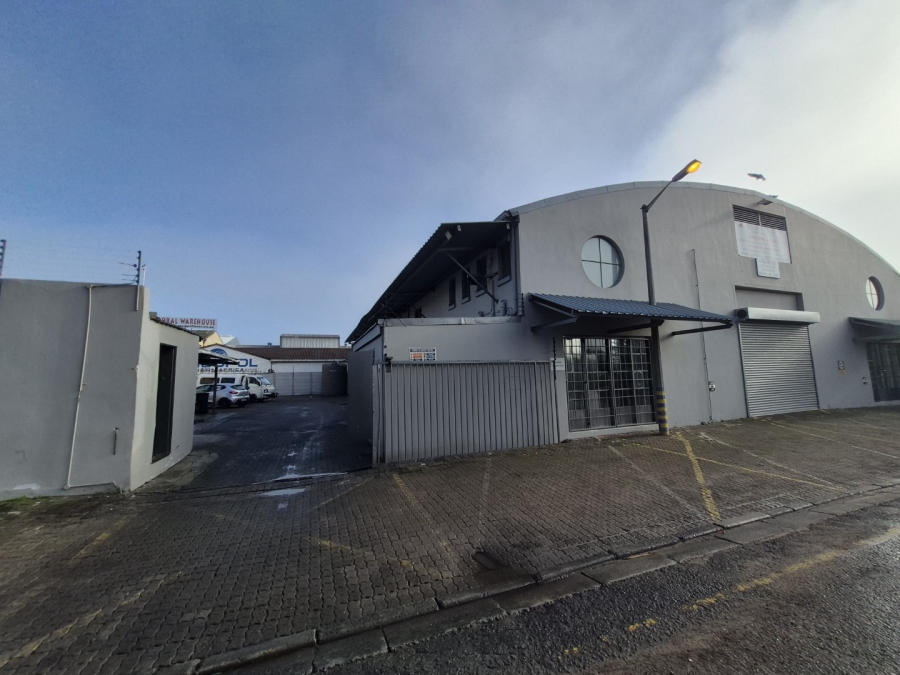 To Let Commercial Property for Rent in Paarden Eiland Western Cape